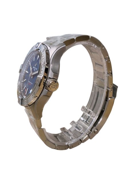 Breitling Avenger Automatic 42 A17328 Image 2